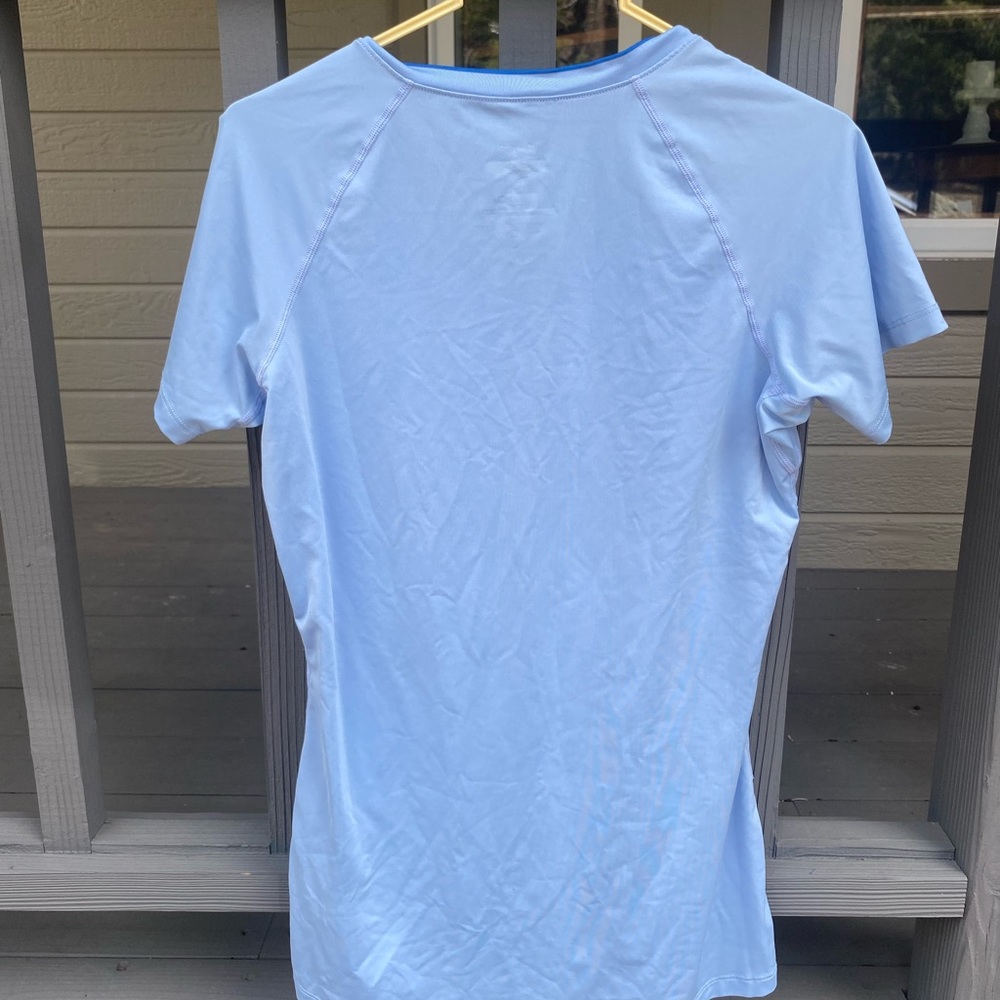 Nike Pro Dri Fit Women’s Size Medium Blue Fitted Workout VNeck Tee - Picture 5 of 7